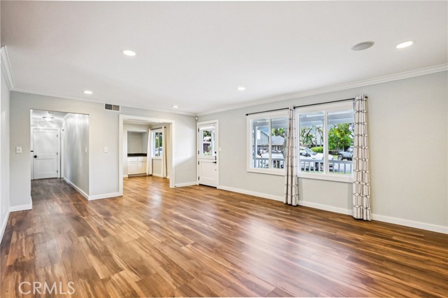 Detail Gallery Image 5 of 51 For 1742 Bonaire, Newport Beach,  CA 92660 - 4 Beds | 3 Baths