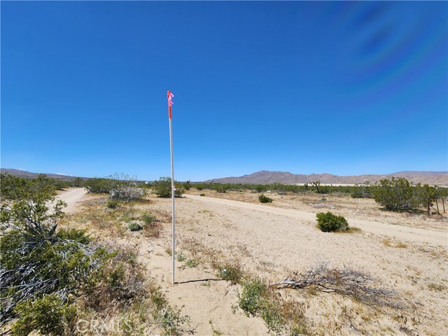 2 AC Akron Rd, Lucerne Valley, CA 92356