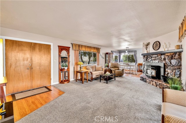 Detail Gallery Image 9 of 60 For 6919 Lennox Ave, Yucca Valley,  CA 92284 - 3 Beds | 2 Baths