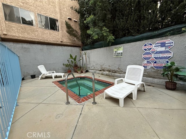 5151 Balboa Boulevard, Encino CA: https://media.crmls.org/medias/34ae5d2a-be4e-41cf-86ac-d3d3bbd1147d.jpg