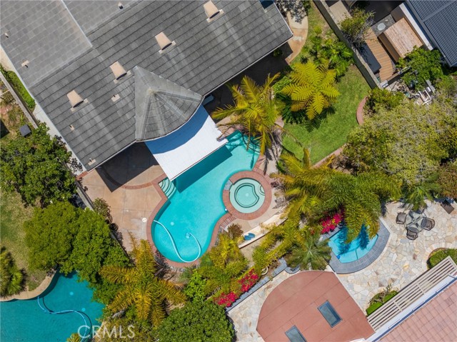 6535 Park Royal Circle, Huntington Beach CA: https://media.crmls.org/medias/34aea624-36e6-4f25-b88c-1aef3caec611.jpg