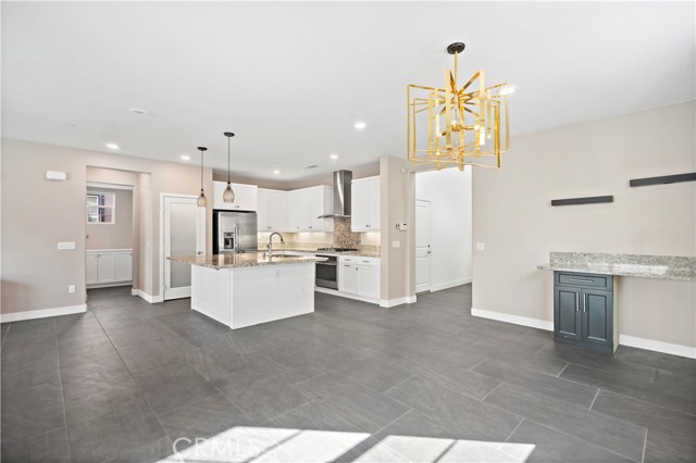 Detail Gallery Image 4 of 40 For 1551 E Colver, Covina,  CA 91724 - 4 Beds | 3 Baths