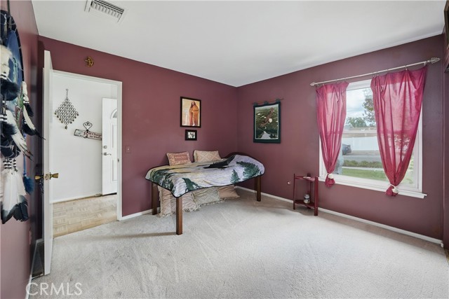 Image 17 of 27 For 18720 Wellhaven Street