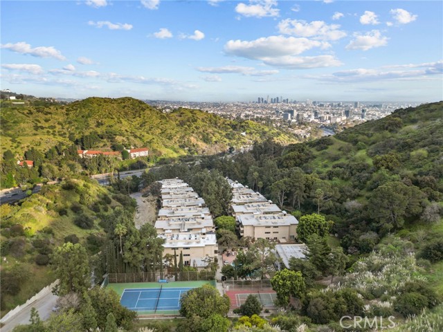 Detail Gallery Image 20 of 33 For 6752 Hillpark #202,  Los Angeles,  CA 90068 - 2 Beds | 2 Baths