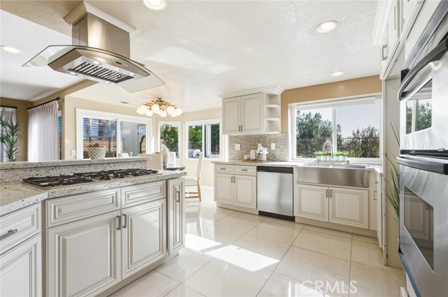 Detail Gallery Image 15 of 59 For 2989 Olympic View, Chino Hills,  CA 91709 - 4 Beds | 3 Baths