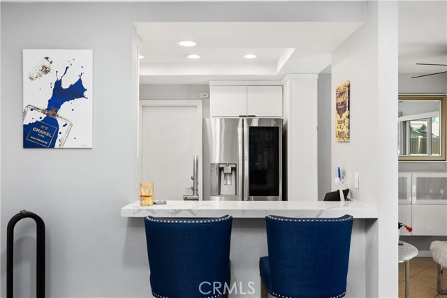 40 Tangerine, Irvine CA: https://media.crmls.org/medias/34afafd8-e48a-46ba-bf17-3290b113dd58.jpg