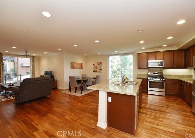 Front Image Thumbnail for CROC26069207