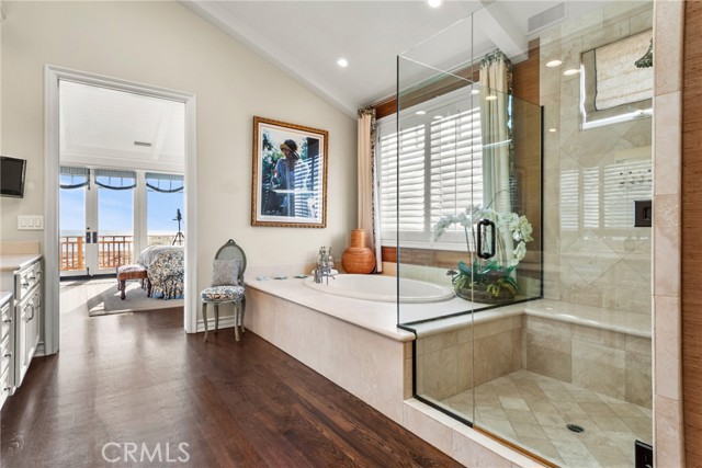 Detail Gallery Image 70 of 73 For 1514 E Oceanfront, Newport Beach,  CA 92661 - 4 Beds | 5/1 Baths