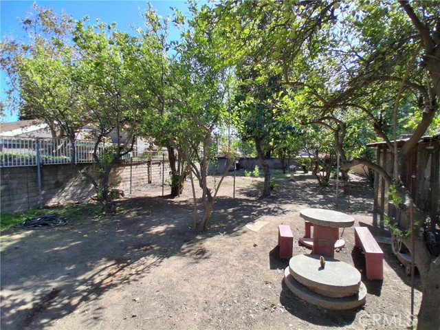 12587 Bradley Avenue photo 30