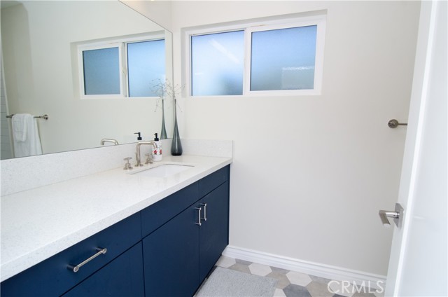 18408 Tribune Street photo 21