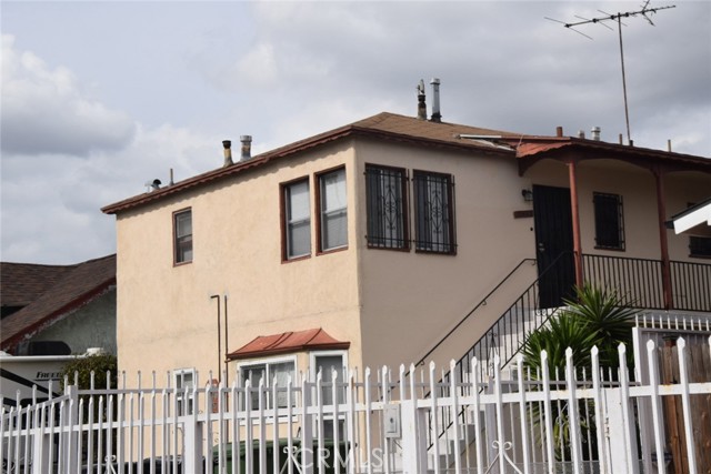 Detail Gallery Image 4 of 16 For 1945 W Vernon, Los Angeles,  CA 90062 - 5 Beds | 4 Baths