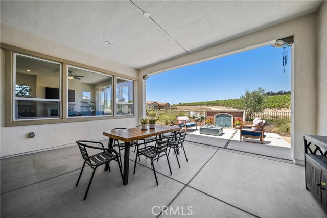 1330 Riley Lane, Nipomo CA: https://media.crmls.org/medias/34b111e5-6599-4853-b417-db9a436a9dbe.jpg