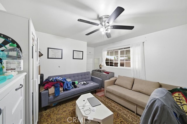 Detail Gallery Image 10 of 18 For 2057 W Coronet, Anaheim,  CA 92801 - 3 Beds | 2 Baths