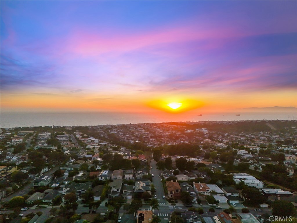 https://media.crmls.org/medias/34b188db-f6c5-4efb-af74-8261428dbfa3.jpg?preset=X-Large