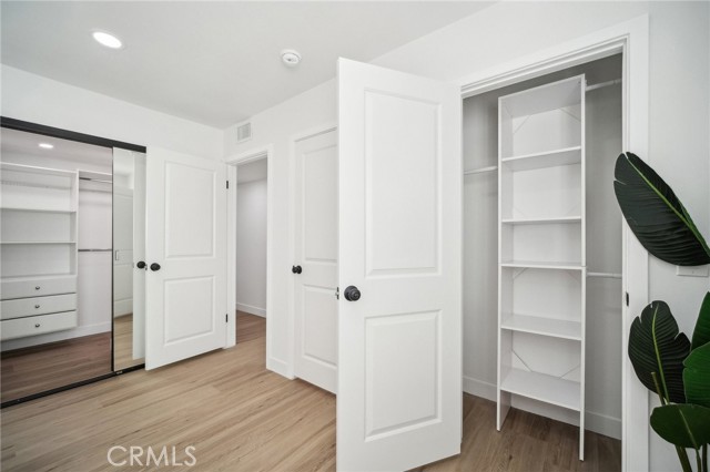 19040 Celtic Street, Porter Ranch CA: https://media.crmls.org/medias/34b19fa9-1c4c-4b31-9dc2-2378c1eae351.jpg