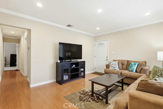 Detail Gallery Image 7 of 41 For 255 E Riggin, Monterey Park,  CA 91755 - 3 Beds | 1 Baths