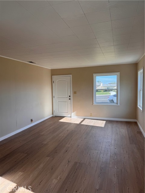 Detail Gallery Image 5 of 24 For 802 E Granada Ct, Ontario,  CA 91764 - 3 Beds | 1 Baths