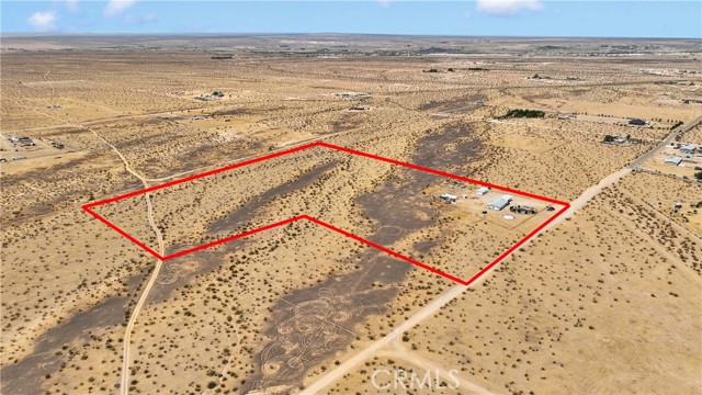 27320 Rodeo Road, Helendale CA: https://media.crmls.org/medias/34b427f8-e29b-4ecb-bc21-02c0ee468402.jpg