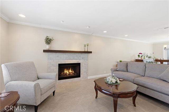 Detail Gallery Image 12 of 57 For 4208 Birchwood, Seal Beach,  CA 90740 - 4 Beds | 3 Baths