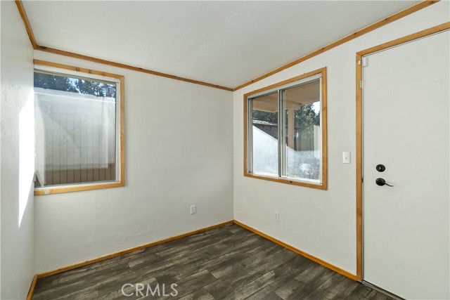 391 Montclair Dr #41, Big Bear City CA: https://media.crmls.org/medias/34b4fed7-23fe-441a-8533-6930c068cc2a.jpg