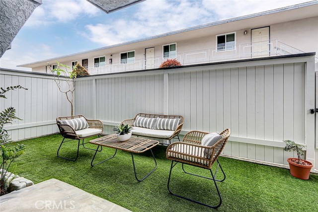 1913 Carnegie Lane, Redondo Beach, California 90278, 3 Bedrooms Bedrooms, ,2 BathroomsBathrooms,Residential,For Sale,Carnegie,SB25053003