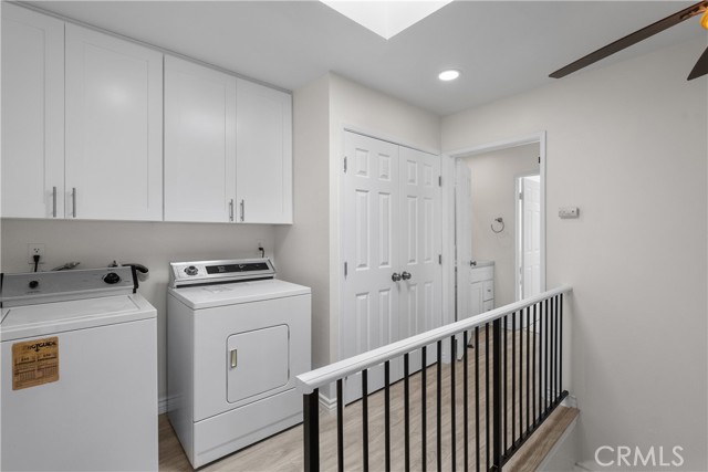 Detail Gallery Image 11 of 20 For 7650 Topanga Canyon Bld #5,  Canoga Park,  CA 91304 - 2 Beds | 3 Baths