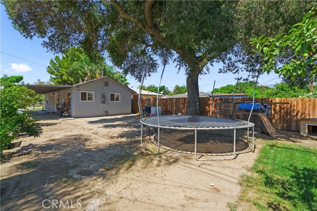 Detail Gallery Image 19 of 25 For 1625 N J St, San Bernardino,  CA 92411 - 3 Beds | 1 Baths