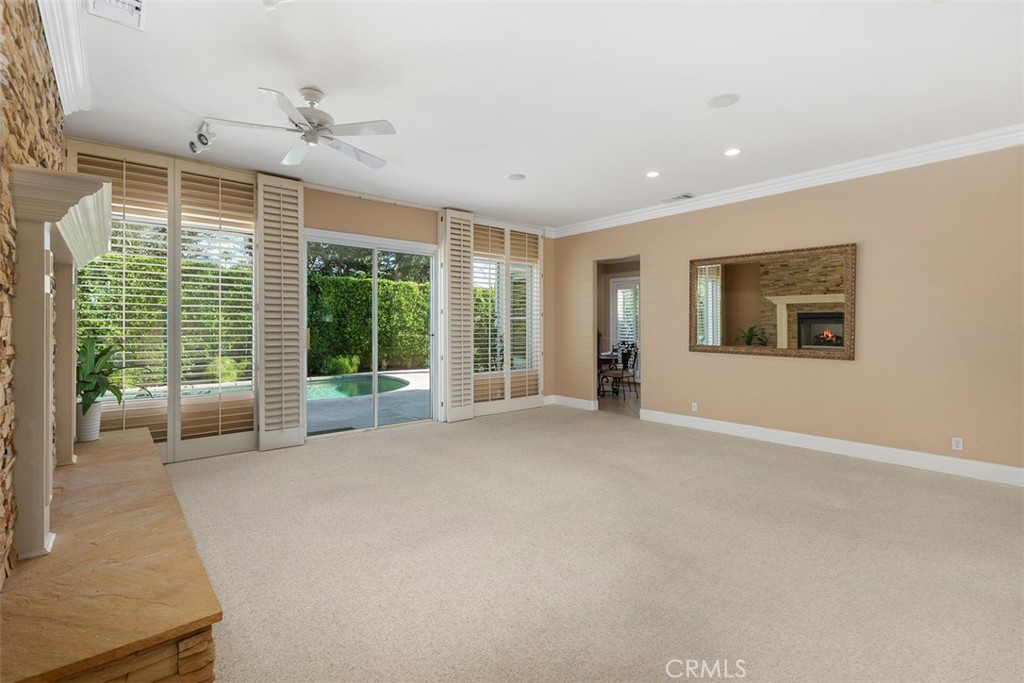 MLS #OC25269691 image #3