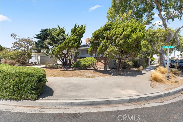 Detail Gallery Image 3 of 19 For 9461 Lotus Dr, Westminster,  CA 92683 - 4 Beds | 2 Baths