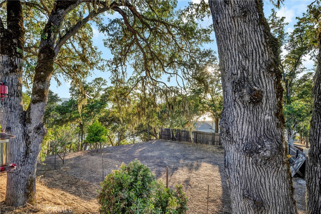 https://media.crmls.org/medias/34b6ab07-94f3-46a4-ac14-3c59899c68a7.jpg?preset=X-Large