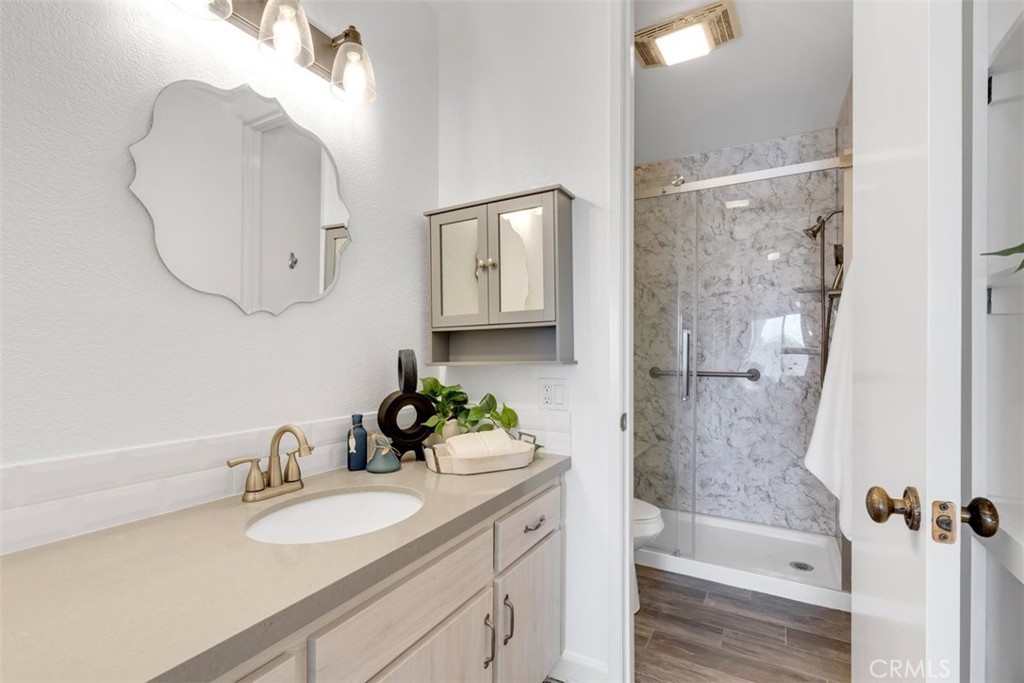 999 Pacific - photo 7