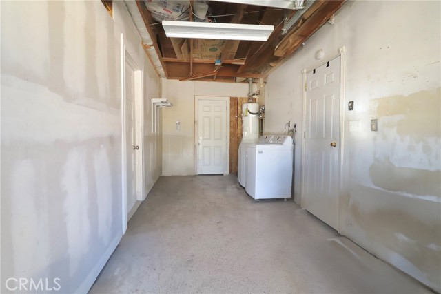 16459 Bunnell Avenue, Victorville CA: https://media.crmls.org/medias/34b8faf5-82d8-4527-b1f8-d55f37c60337.jpg