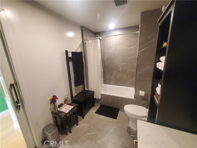 Detail Gallery Image 16 of 25 For 400 S Broadway #2709,  Los Angeles,  CA 90013 - 0 Beds | 1 Baths