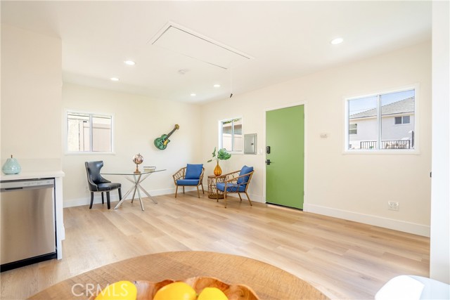 1906 Ruhland Avenue, Redondo Beach, California 90278, 3 Bedrooms Bedrooms, ,2 BathroomsBathrooms,Residential,Sold,Ruhland,PW22093192