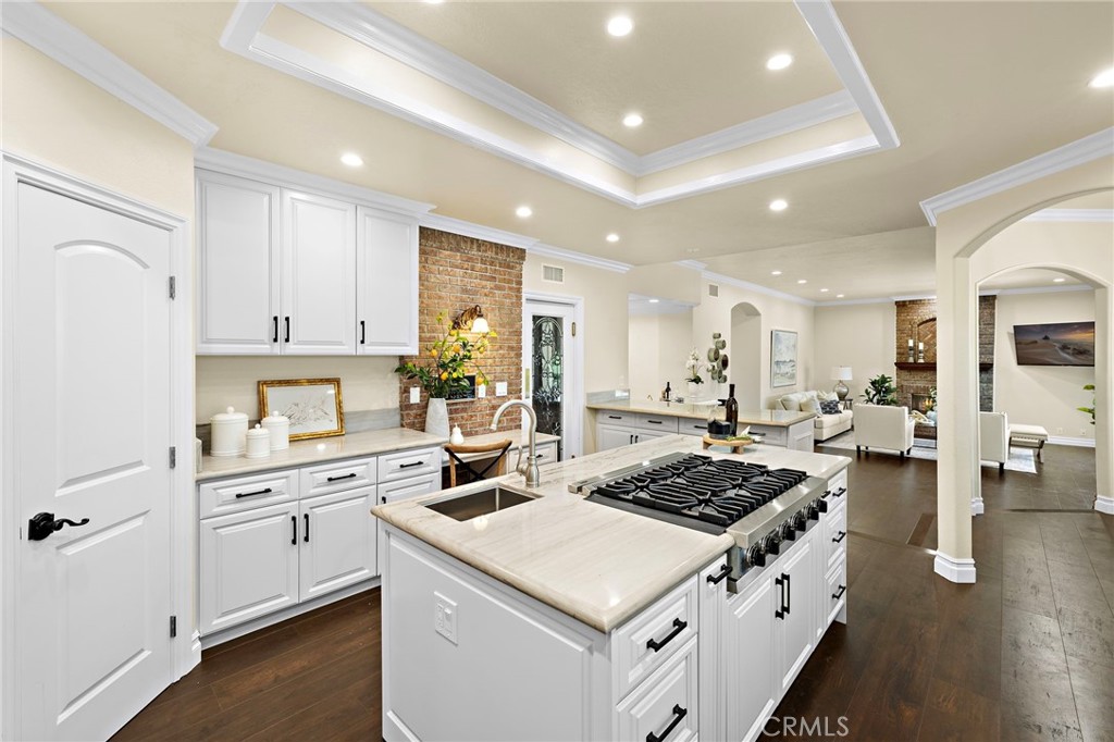MLS #OC26048332 image #8