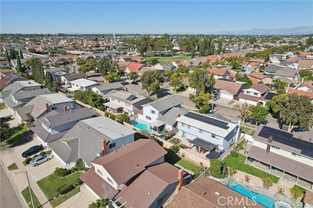 Detail Gallery Image 38 of 40 For 12342 Edgefield St, Cerritos,  CA 90703 - 4 Beds | 2 Baths