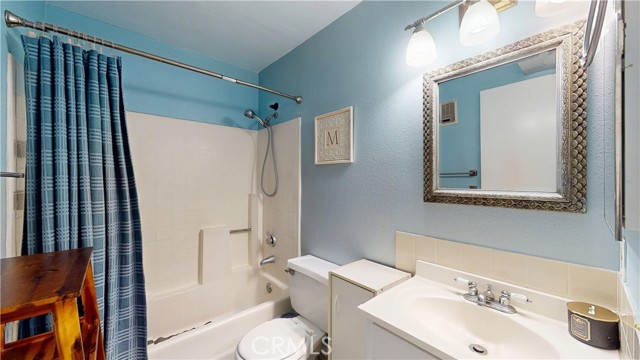 Detail Gallery Image 20 of 29 For 550 Orange Ave #216,  Long Beach,  CA 90802 - 2 Beds | 2 Baths