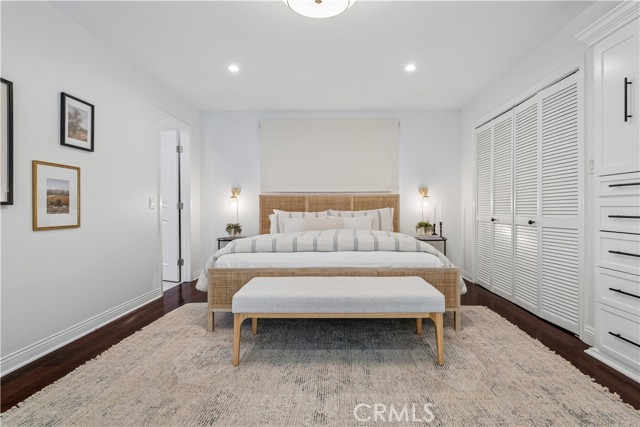 Detail Gallery Image 39 of 73 For 4590 Ensenada Dr, Woodland Hills,  CA 91364 - 3 Beds | 2/1 Baths