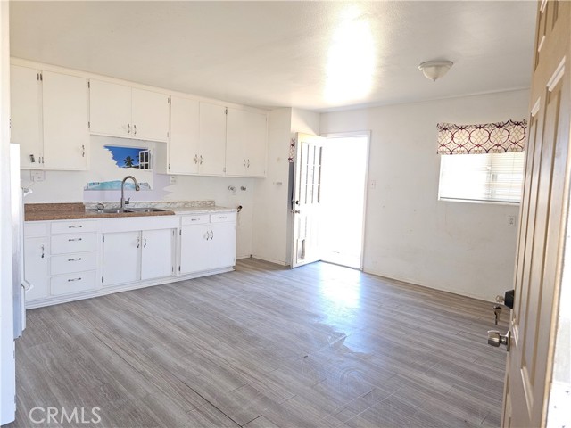 11874 Yates Avenue, Adelanto, California 92301, 2 Bedrooms Bedrooms, ,1 BathroomBathrooms,Single Family Residence,For Sale,Yates,HD25039081