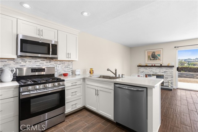 24572 Via Del Oro, Laguna Niguel CA: https://media.crmls.org/medias/34bfc806-d80a-496d-8575-02c863d3640a.jpg