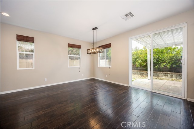 Detail Gallery Image 8 of 43 For 3245 Donovan Ranch Rd, Anaheim,  CA 92804 - 4 Beds | 3 Baths