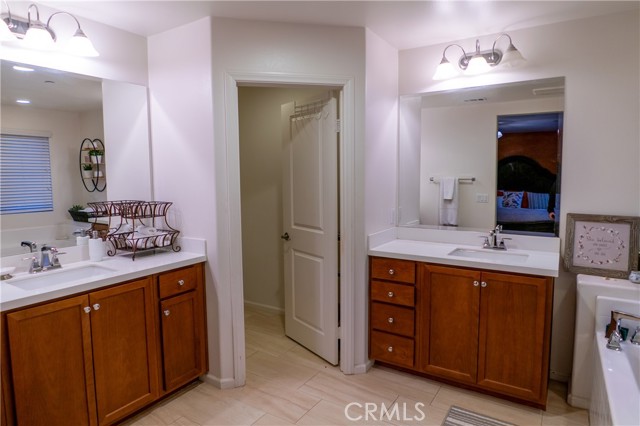 Detail Gallery Image 31 of 53 For 1632 Manti Ct, Beaumont,  CA 92223 - 5 Beds | 4 Baths