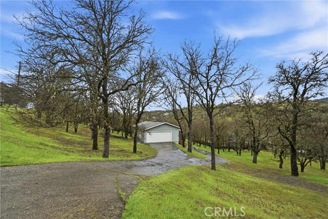 Detail Gallery Image 32 of 37 For 19474 Donkey Hill, Hidden Valley Lake,  CA 95467 - 3 Beds | 2 Baths