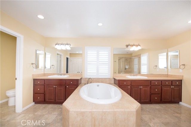 Detail Gallery Image 36 of 66 For 2376 Jean Marie Cir, Corona,  CA 92882 - 5 Beds | 5/1 Baths