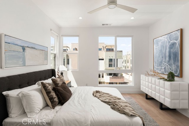 608 Malibu, Costa Mesa CA: https://media.crmls.org/medias/34c37aaf-146e-4900-989f-d7ef255e5c6f.jpg