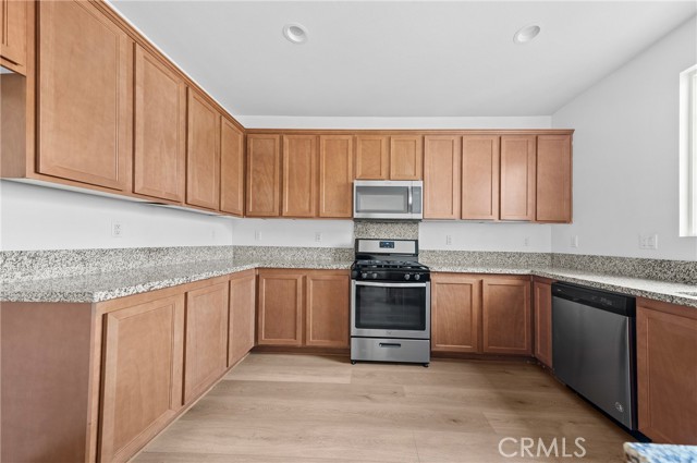 Detail Gallery Image 3 of 32 For 6595 Mogano Dr, Chino,  CA 91710 - 4 Beds | 3 Baths