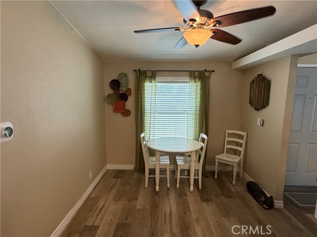 Detail Gallery Image 6 of 35 For 27505 Jasper Way, Castaic,  CA 91384 - 3 Beds | 2 Baths