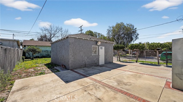 Detail Gallery Image 32 of 44 For 200 E Century Bld, Los Angeles,  CA 90003 - 2 Beds | 1 Baths