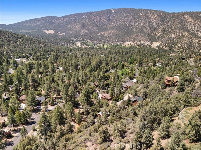 Image 3 of 50 For 1832 Matterhorn Drive