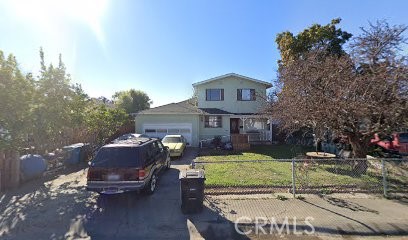 Detail Gallery Image 1 of 1 For 111 Azalia Dr, East Palo Alto,  CA 94303 - 5 Beds | 2 Baths